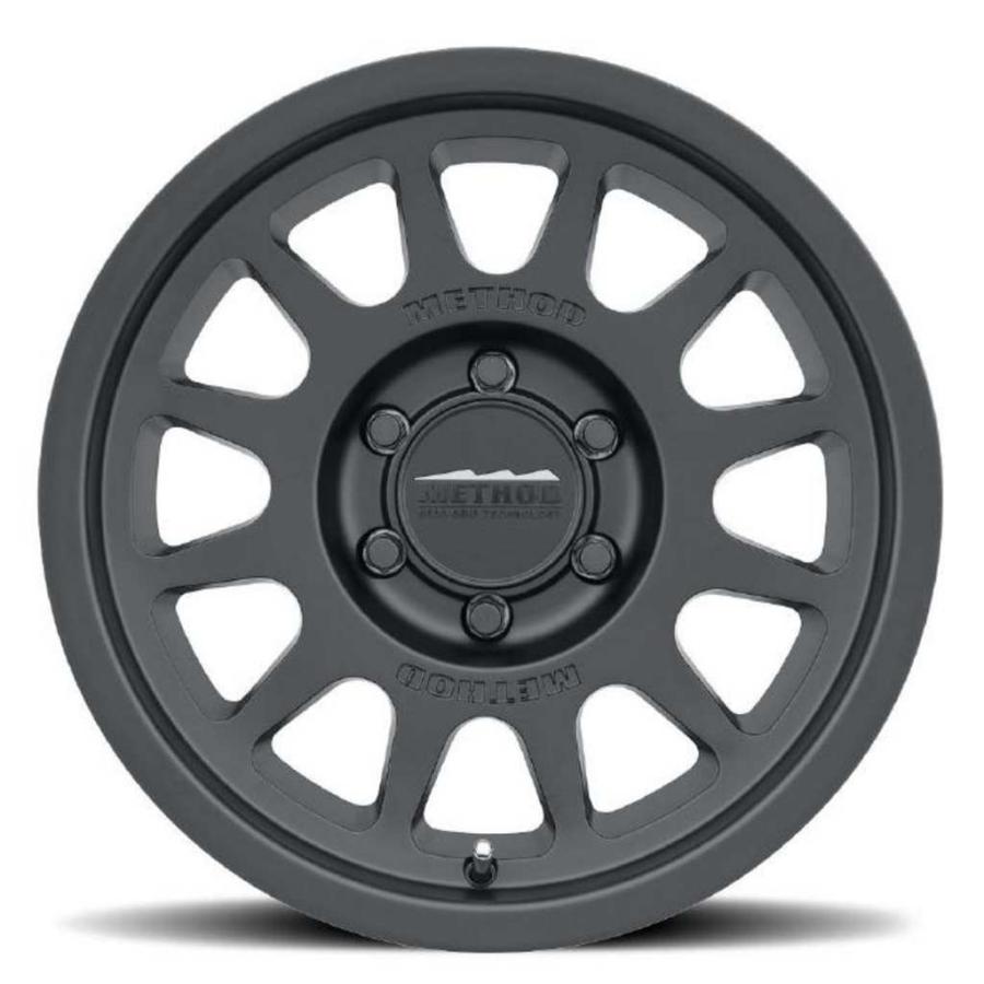 [Method メソッド 正規代理店]17インチアルミホイール 4本 MR703 Bead Grip 17X9 8H165.1 -12 CB130.81 汎用/MR70379080512Nの画像