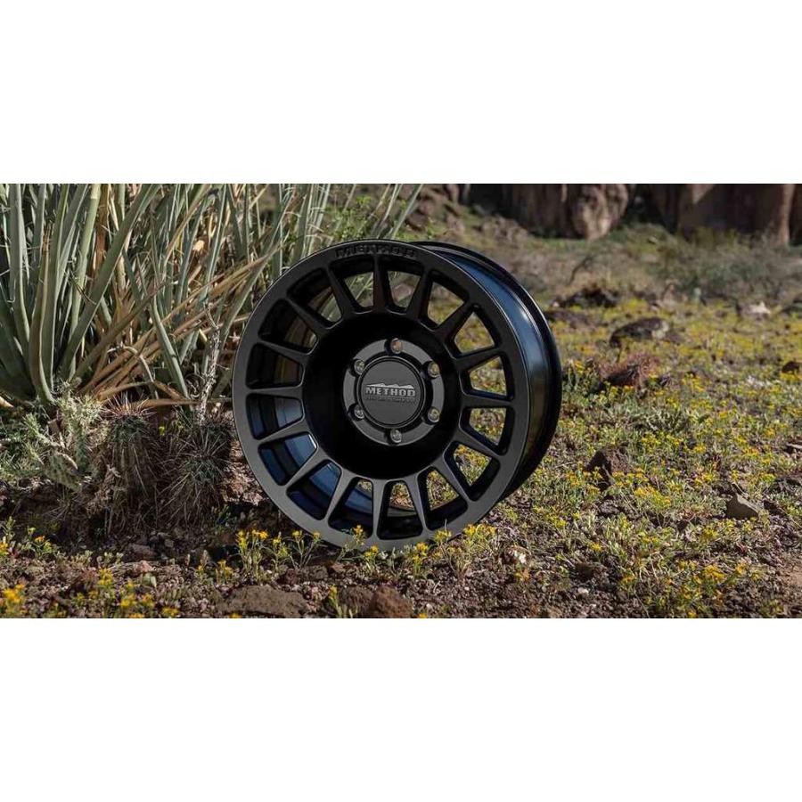 [Method Race Wheels] 17インチアルミホイール 4本 MR707 Bead Grip 17×8.5J 6H 139.7 ±0 CB106.2 マットブラック / MR70778560500の画像
