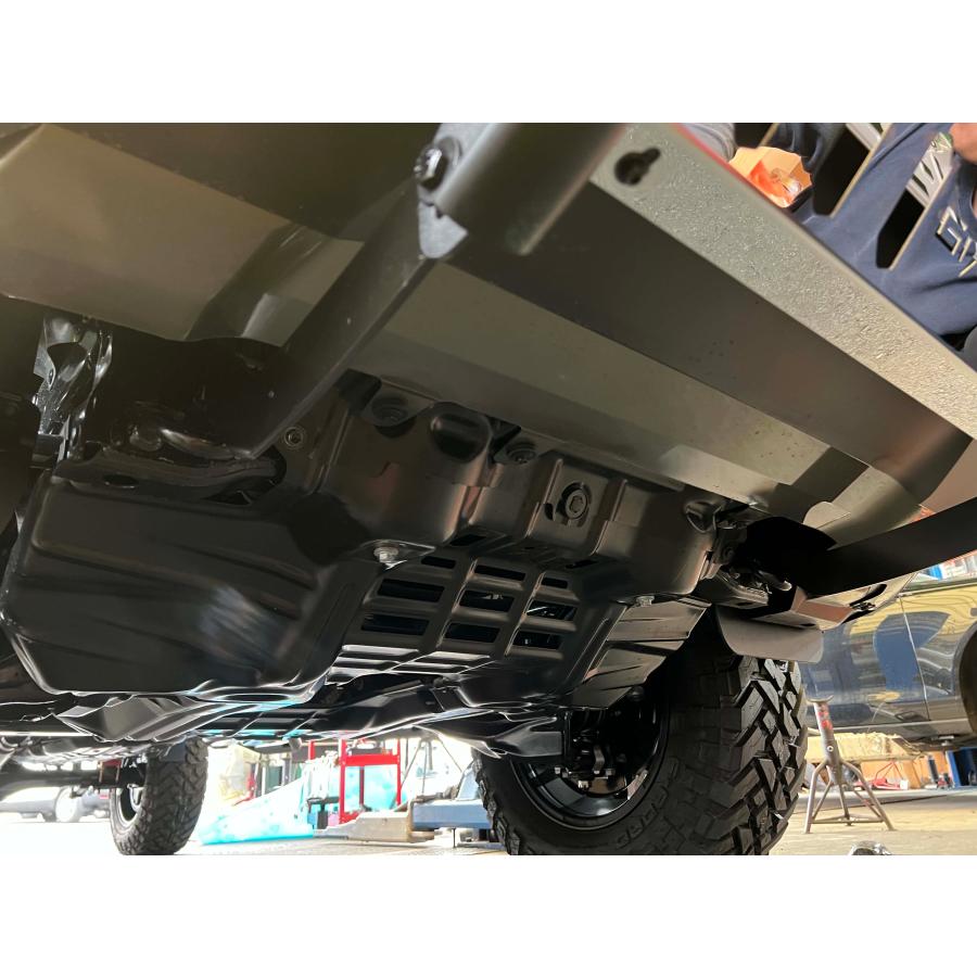 ハイラックス GI☆GEAR U3バンパーガード (組立式) ブラック グリル