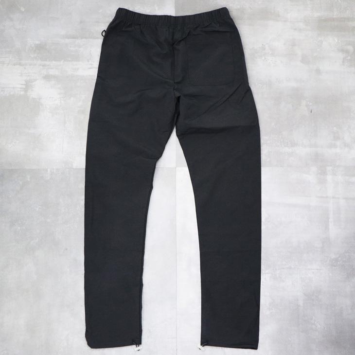 FOG Essentials エッセンシャルズ ナイロンパンツ メンズ : Door FOG Essentials エッセンシャルズ ナイロンパンツ メンズ : Door