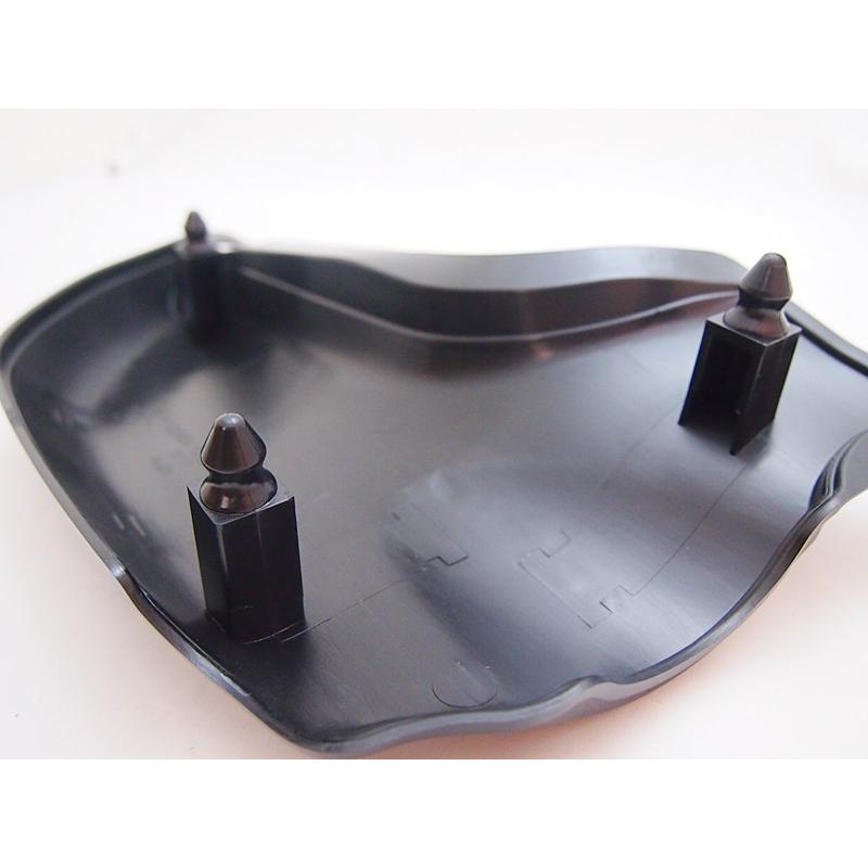 ゼファー750 Z2タイプスチールタンク用サイドカバー（左）　ドレミコレクション |  | 04