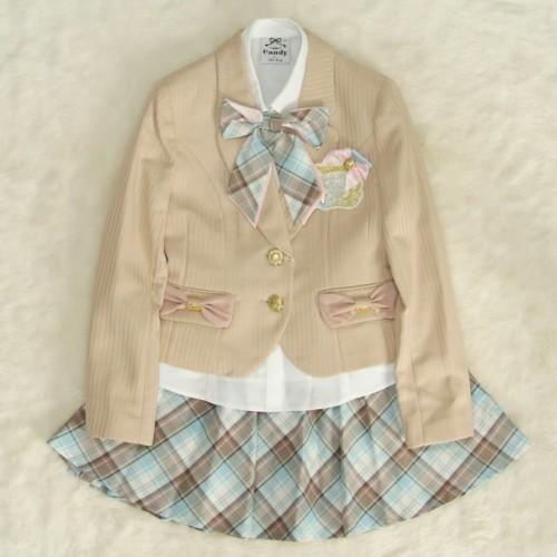 アウトレット　女児ジュニアフォーマルスーツ5点セット　ベージュ　ゴールド二つ釦　スカート白ベージュピンクチェック　１６０cm 