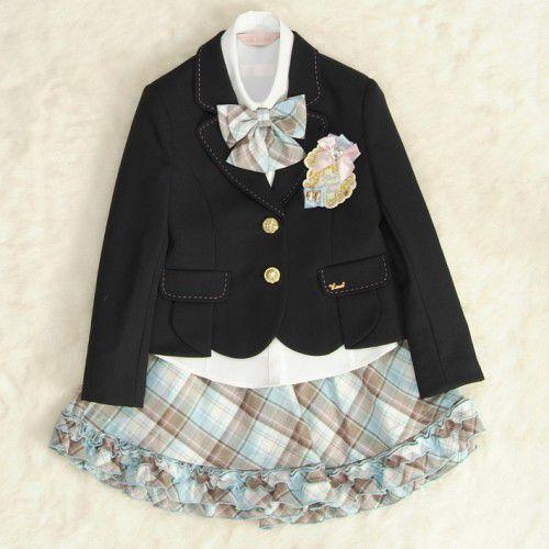 アウトレット　女児キッズフォーマルスーツ5点セット　黒　二つ釦　フリルスカート　１３０cm
