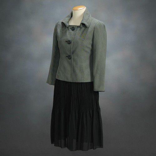 フォーマルスーツ　アウトレット品　セミロング丈　グレー　ブラック　３点セット　サイズ５号 | 京美