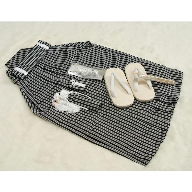 七五三 3歳 男児 正絹着物袴セット 総刺繍鷹柄正絹羽織着物 金駒刺繍 黒縞正絹袴 本絞り １２点セット 足袋付きセット 日本製 | 京美 | 07