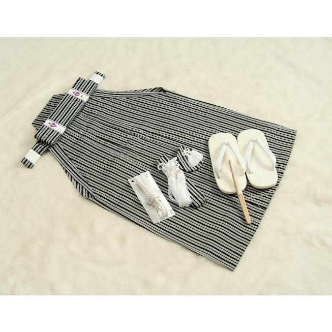 七五三 5歳 正絹 着物袴セット 総刺繍昇り鯉紺地正絹羽織着物 手描き 黒縞正絹袴 12点セット 足袋付きセット 日本製 | 京美 | 05