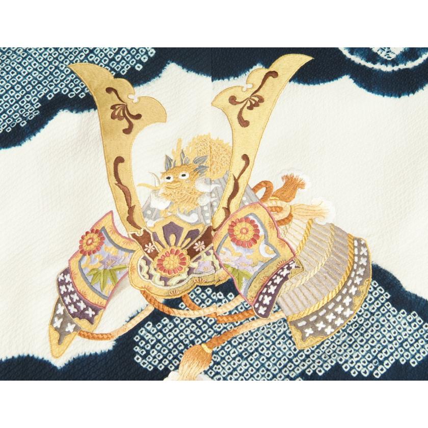 【新品 送料込み】 七五三 5歳 男の子 正絹 着物袴セット 総刺繍兜紺地正絹羽織着物 本絞り 黒縞正絹袴 12点セット 足袋付きセット 日本製 【BCD2768322992】(97200円)
