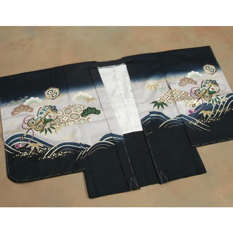 七五三 5歳 男の子 正絹 羽織単品 鷹に兜 紺地シルバー染め分け 刺繍使い 金彩 サヤ地紋 日本製 | 京美 | 05