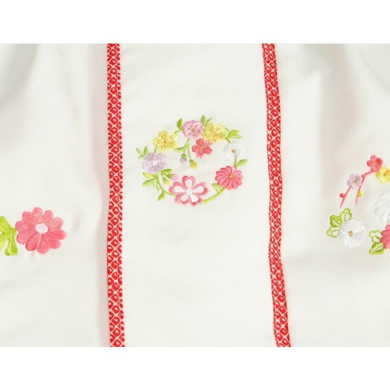 七五三 着物 3歳 女の子 被布セット 京都花ひめブランド 矢絣文様 赤色 被布白色 華珠刺繍 足袋付セット 日本製 | 京美 | 04