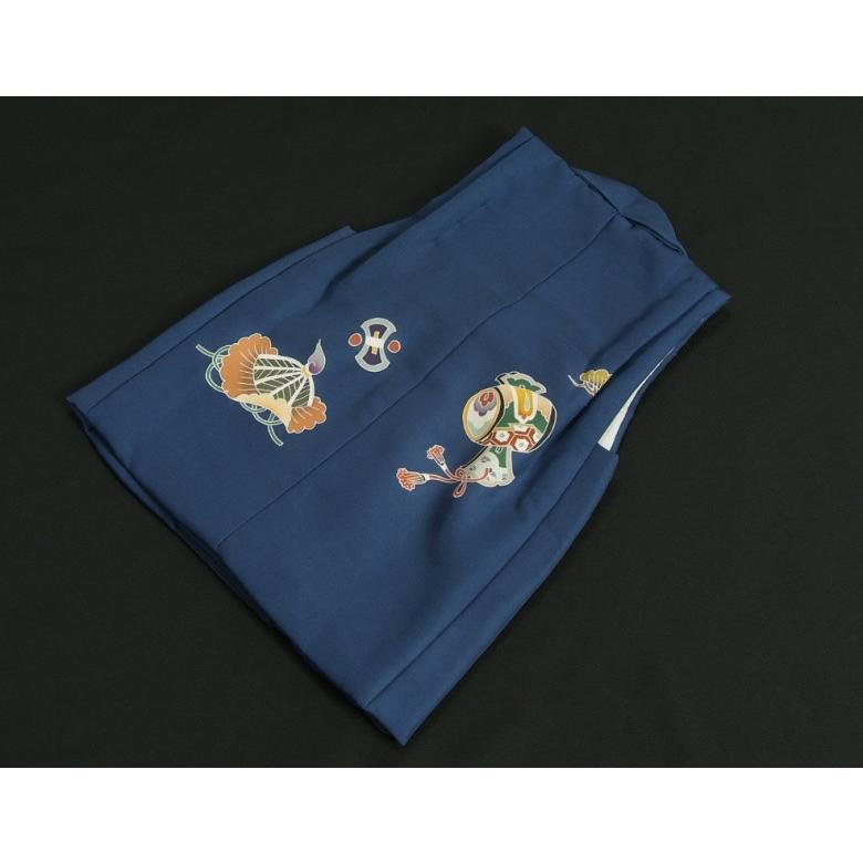 七五三 3歳 男の子 着物 正絹被布雪駄セット 青紺 兜 手描き 変わり無地精華生地 選べる信玄袋 足袋付き 日本製 | 京美 | 06