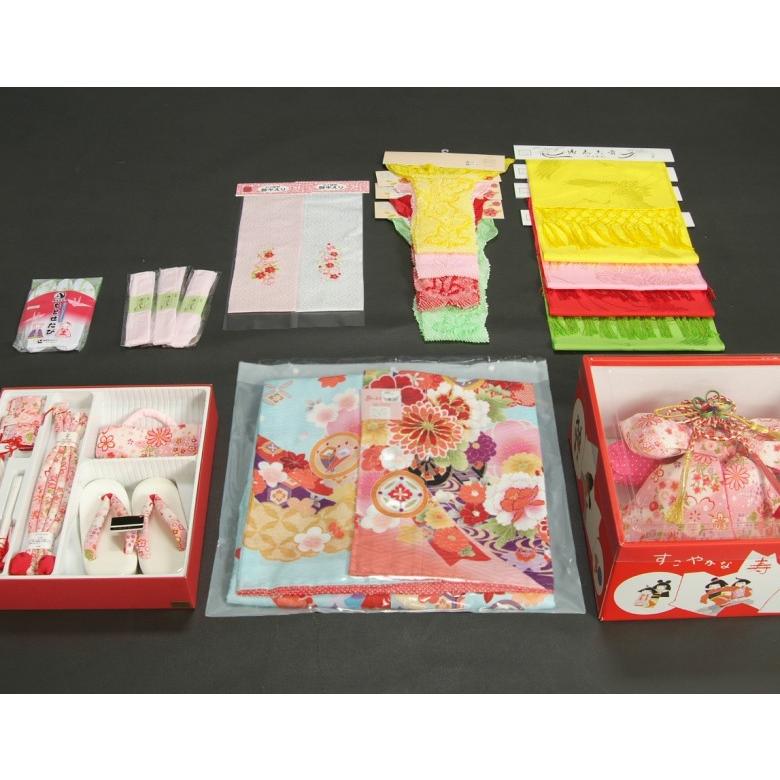 七五三 着物 7歳 着物フルセット 式部浪漫ブランド 水色地ピンク染め分け着物 ピンク縮緬地友禅柄帯セット 菊 足袋に腰紐など20点セット | 京美 | 09