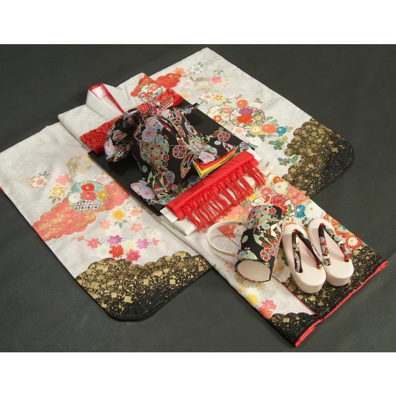 七五三 正絹 絹100％ 着物 7歳 着物フルセット 手描き白色地着物 華百選 金彩雲取 黒地重ね仕立て友禅帯セット 足袋に腰紐など21点セット 日本製 | 京美 | 01