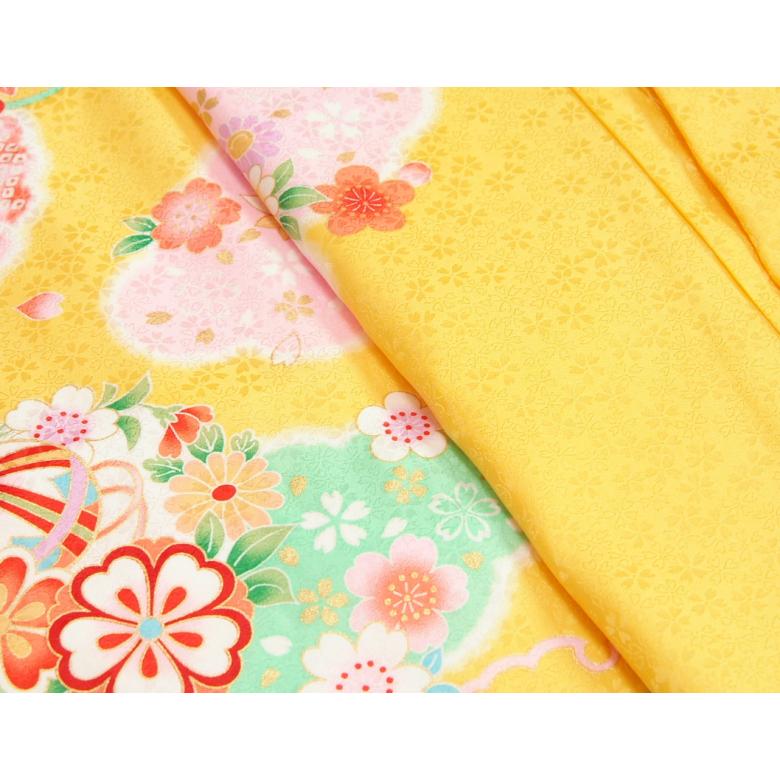 七五三 正絹 絹100％ 着物 7歳着物フルセット 山吹色 鈴金駒刺繍 雪輪雲取り文様 黒地白梅文様帯セット 足袋に腰紐など20点セット 日本製_2