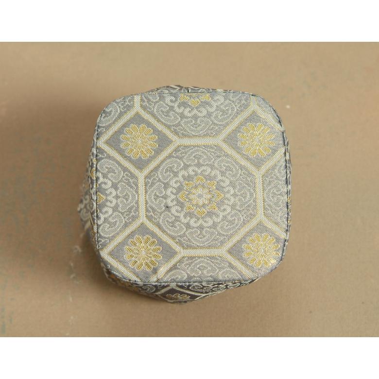 七五三 男の子 きんちゃく グレー地金華紋柄 織生地 ポリエステル生地  5歳、3歳 日本製 | 京美 | 03