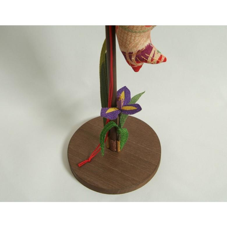 鯉の滝上り飾り 室内用 端午の節句 5月祝 縮緬生地 高さ52cmの室内用大サイズ 組み立て不要の完成品 |  | 03