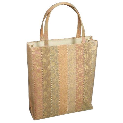 金襴バッグ　和洋兼用　礼装及びカジュアルスタイルのサブバッグ　縦型　縦紋文様　手提げタイプ　日本製