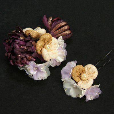 髪飾り　成人式　振袖　七五三着物　卒業袴　ドレスにも使えます　2個タイプ　紫、白色万寿菊　コーム・ピンタイプ　2点セット　日本製