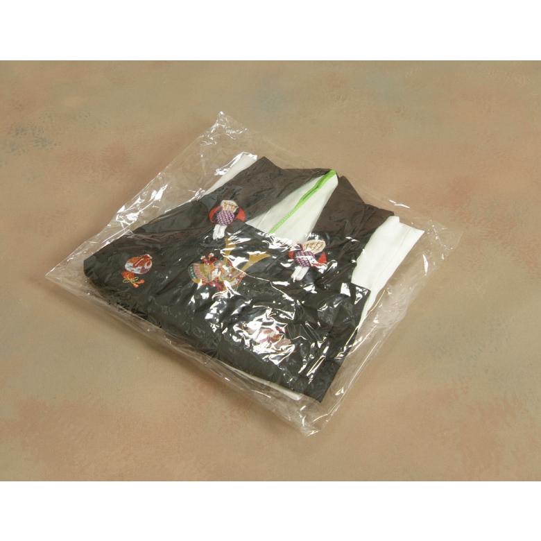 ベビー着物 赤ちゃん 男の子着物 白色着物 黒色被布 兜刺繍 二部式仕様の楽々着せ付けタイプ | 京美 | 07