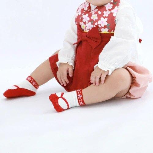 ベビーソックス 足袋柄 7cm〜9cm 赤 ピンク 対象新生児から6か月くらい 足袋ソックス 日本製｜doresukimono-kyoubi｜06