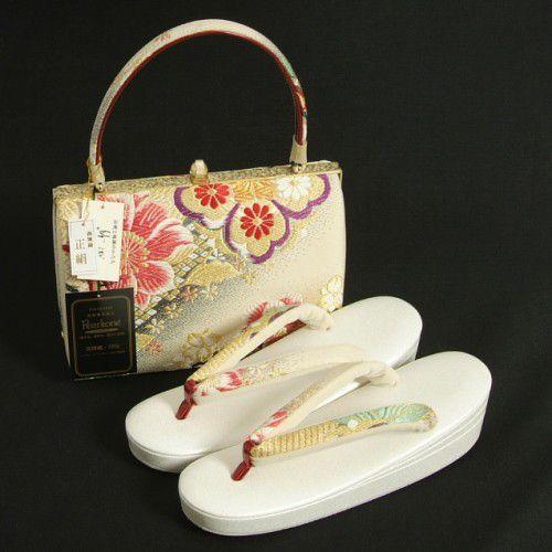 草履バッグセット　振袖　訪問着　紗織ブランド　西陣織正絹　ゴールド　パールホワイト　芍薬唐華　パールトーン加工　Lサイズ　三枚芯　日本製