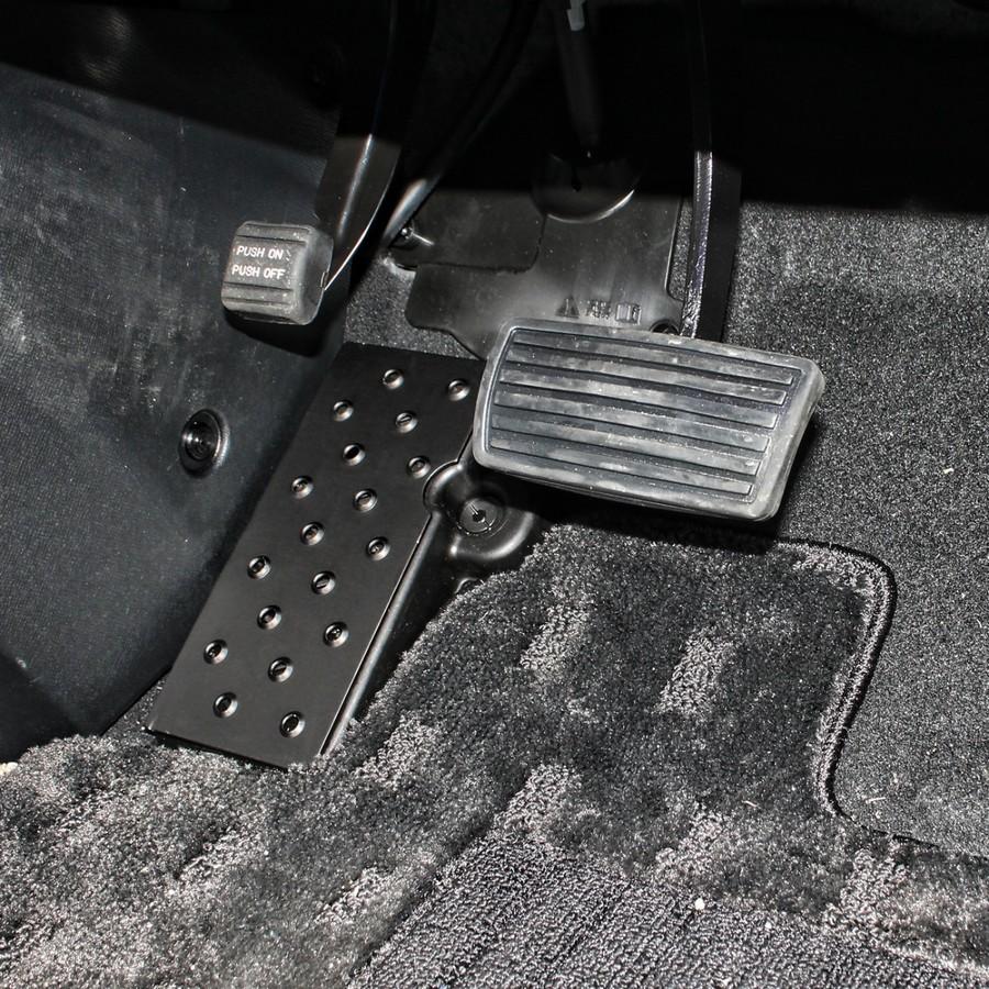 ステップワゴン Rg1 Rg2 Rg3 Rg4 アルミ フットレスト ペダルカバー 専用 足置き 運転席 カスタム パーツ 内装 Stepwgn Ft 3 0 Rg Dress Up Store 通販 Yahoo ショッピング