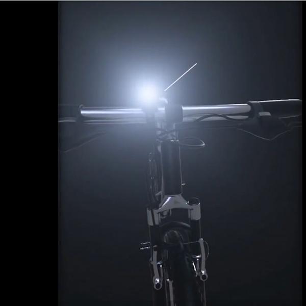 自転車ライト 充電式 防水 LED USB 自動点灯 明るい 事故防止 安全 安心 高輝度 超小型 耐久 おすすめ 人気｜doshiro｜02