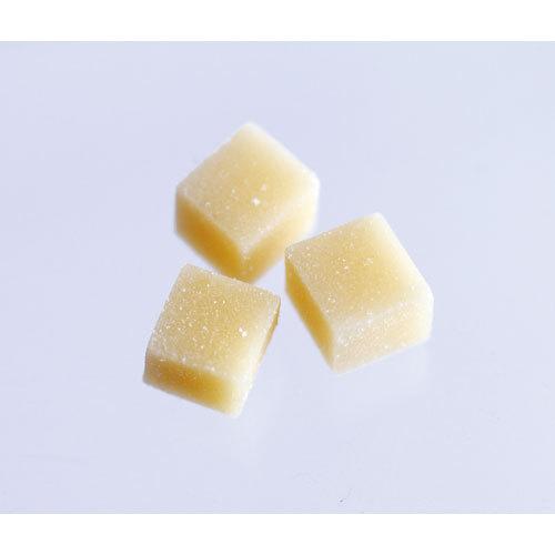 マルカン おててにもってたべるチーズ 60g ペット用品 小動物 ハムスター リス おやつ えさ 餌|dotkae-ru|02