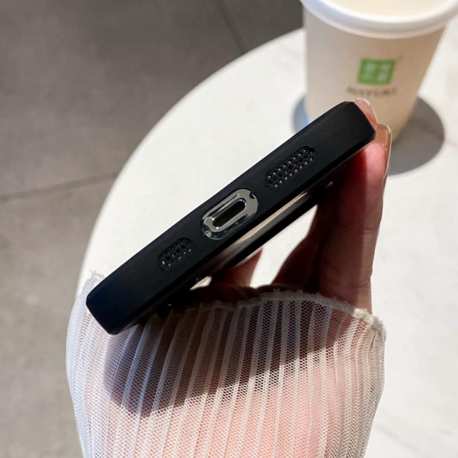 まかろん iPhone15proケース 黒 まかろん様専用 iPhone15proケース 黒