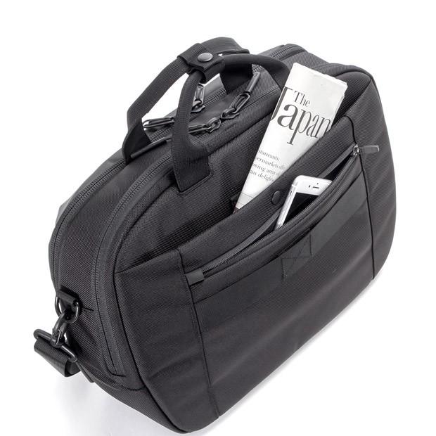 美品　Aer エアー 2WAY ブリーフケース　通勤にも通学にも便利 Aer（エアー） ビジネスバッグ ブリーフケース 13L A4対応 自立 撥水