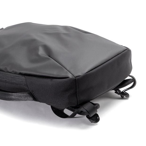 Aer エアー リュック バックパック 8.5L A4対応 薄マチ 撥水 スリム