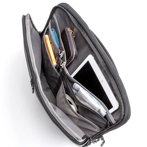 Aer（エアー） Aer PCケース 16インチ 撥水 A4 クラッチバッグ ラップ