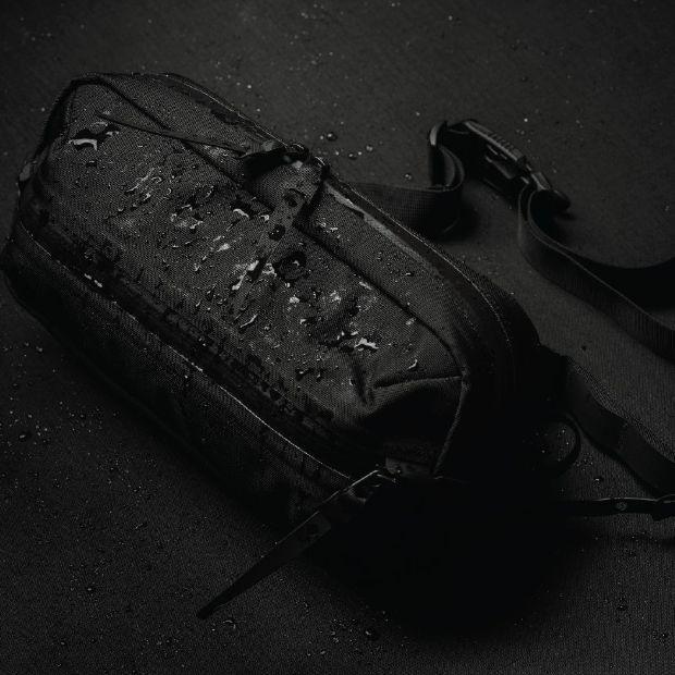BLACK EMBER ボディバッグ 迷彩 ポーチ BLACK EMBER ボディバッグ 迷彩 ポーチ
