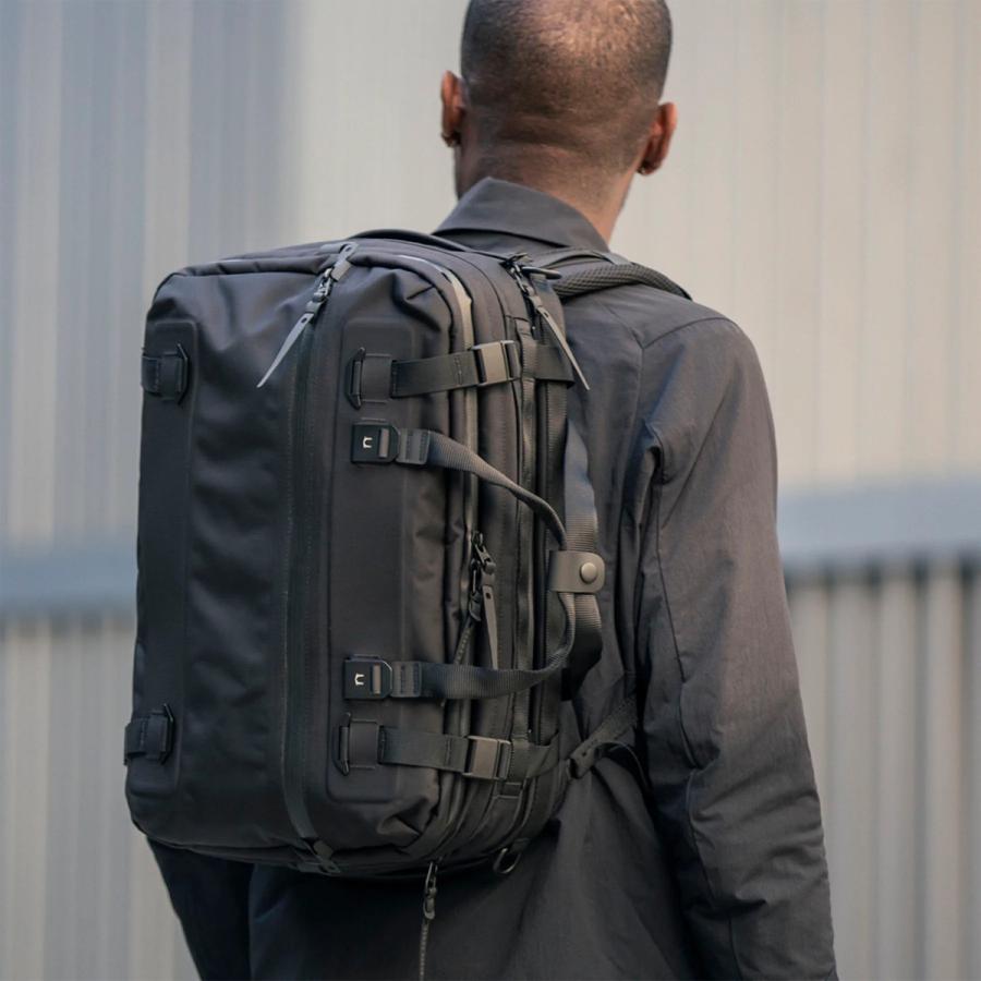 再入荷なし！ブラックエンバー リュック BLACK EMBER FOEGE 30 420d