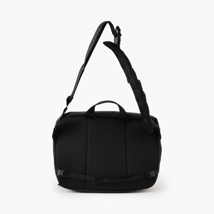 美品　BRIEFING メッセンジャーバック 楽天市場】【最大41倍 9日2時迄】 ノベルティ付 【日本正規品