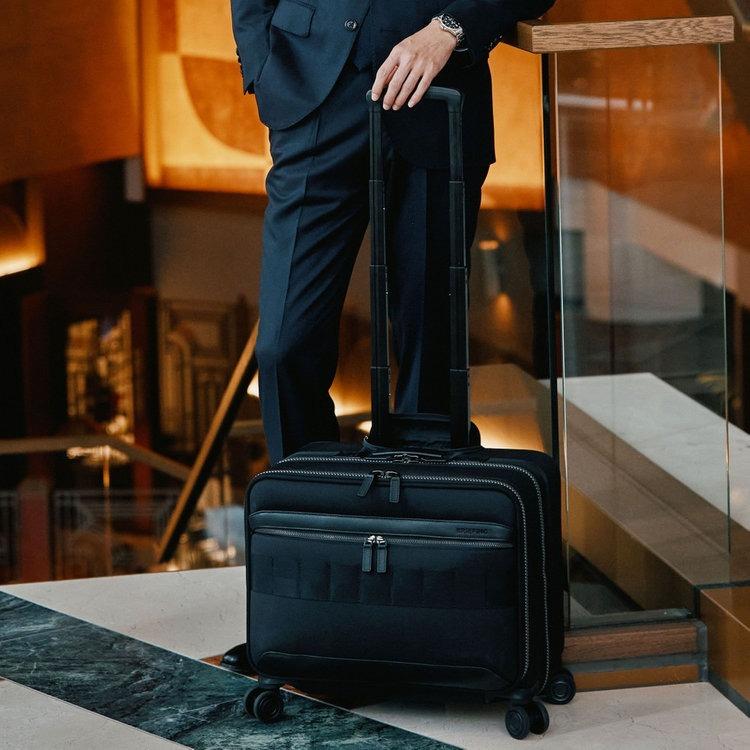 ブリーフィング スーツケース FUSION 4WHEEL BRIEF BRA243C52 BRIEFING | BRIEFING | 01