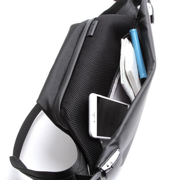 Cote&Ciel（コートエシエル） ボディバッグ イザラウ ISARAU Obsidian