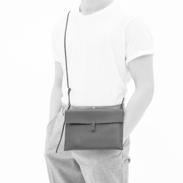 トモエ TOMOE ショルダーバッグ サコッシュ マルチケース M レザー 本革 斜めがけ メンズ レディース UTILITY TB a 爆買 | TOMOE | 14