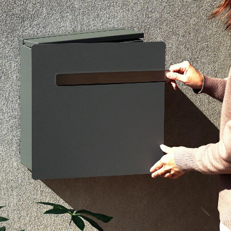 ☆新品未使用☆　玄関·屋外用　郵便ポスト 郵便ポスト 壁掛け 薄型 A4対応 鍵付き 防錆 おしゃれ シンプル モダン