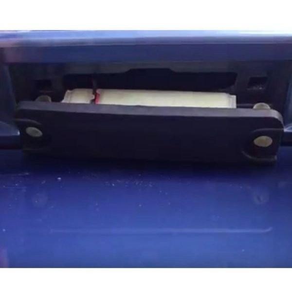 ウィッシュ ZNE10 トランクオープナー リペア 修理 開閉 スイッチ