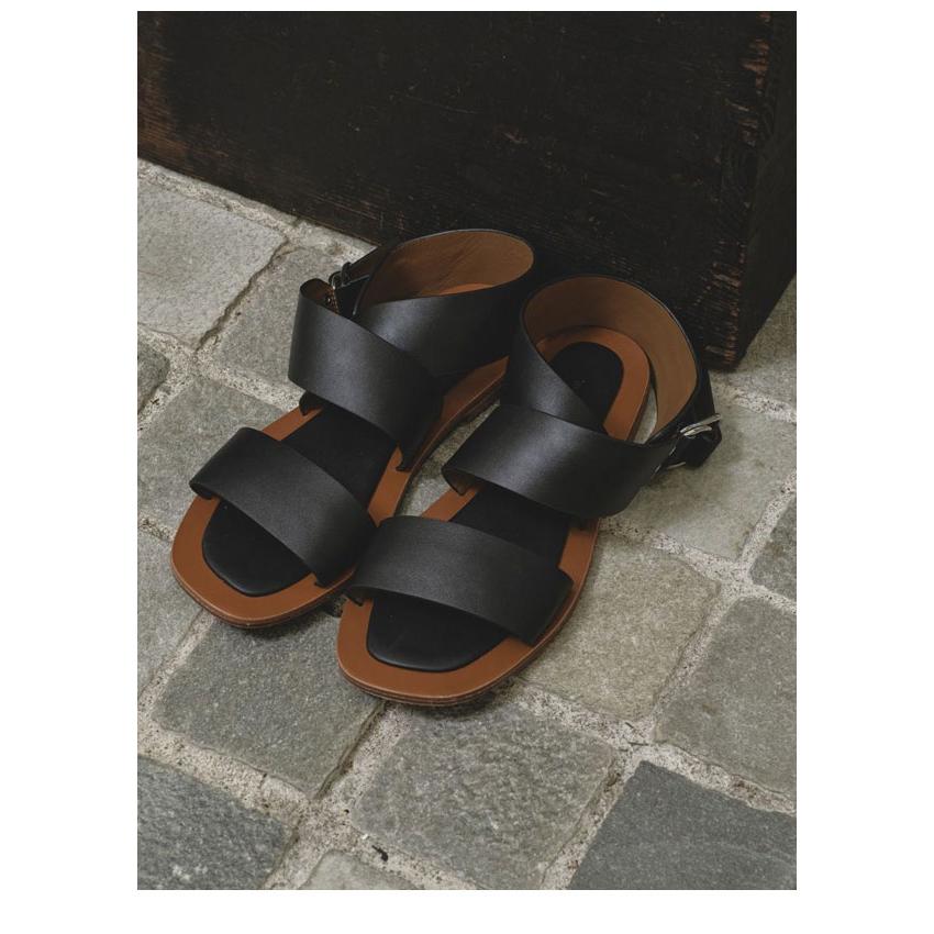 〈美品〉TODAYFUL トゥデイフル【23.5】フラット ベルトサンダル 黒 TODAYFUL TODAYFULSALE 40%OFF トゥデイフル 靴 Flat Belt Sandals