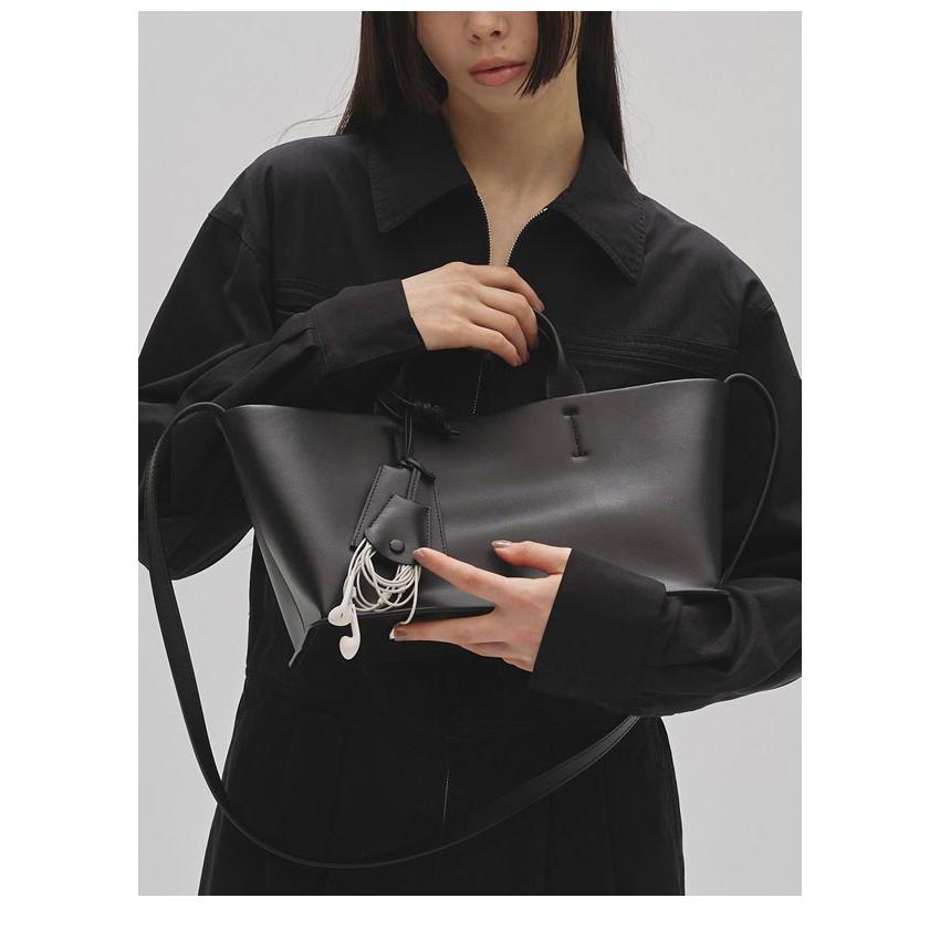 TODAYFUL 2025Prefall トゥデイフル バッグ Useful Leather Bag TODAYFUL 2025Prefall トゥデイフル バッグ Useful Leather Bag