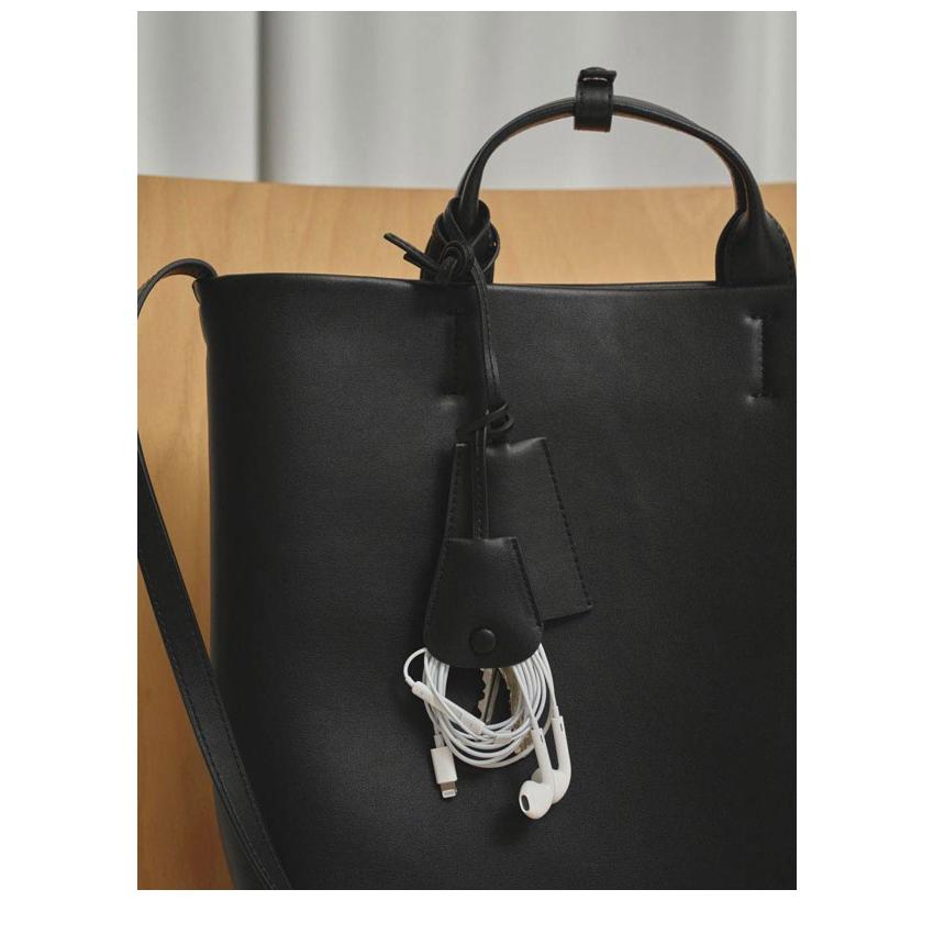 【予約販売】TODAYFUL 2025Prefall トゥデイフル バッグ Useful Leather Bag (L) ユースフルレザーバッグL 一部12月上旬〜下旬予約の画像