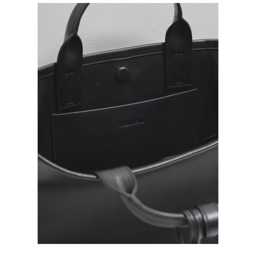 【予約販売】TODAYFUL 2025Prefall トゥデイフル バッグ Useful Leather Bag (L) ユースフルレザーバッグL 一部12月上旬〜下旬予約の画像
