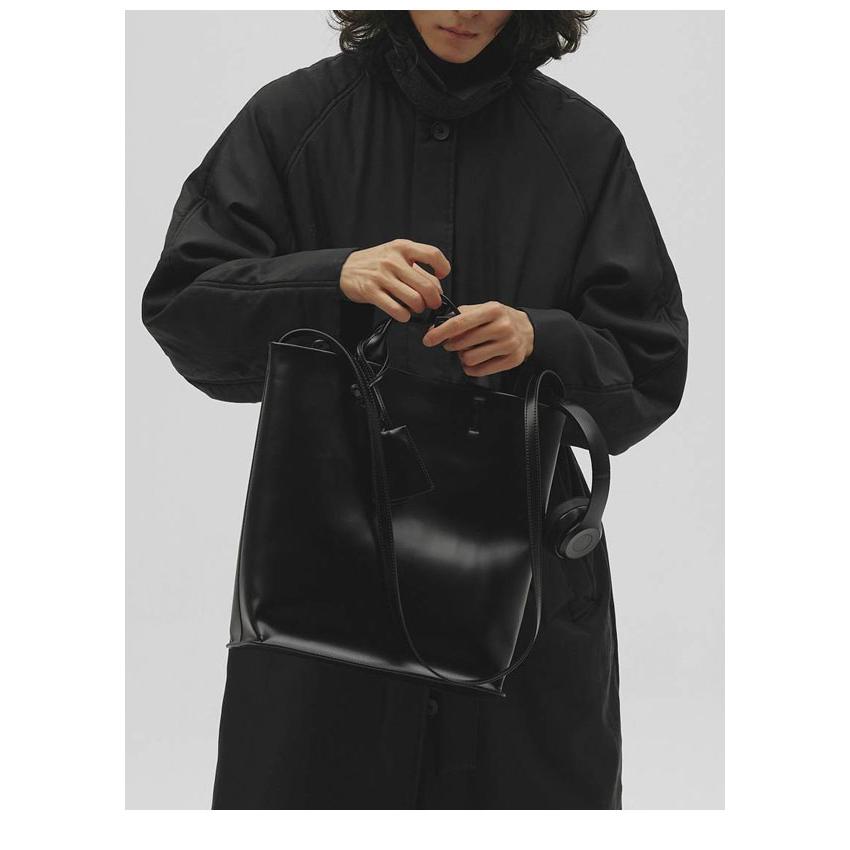 【予約販売】TODAYFUL 2025Prefall トゥデイフル バッグ Useful Leather Bag (L) ユースフルレザーバッグL 一部12月上旬〜下旬予約の画像