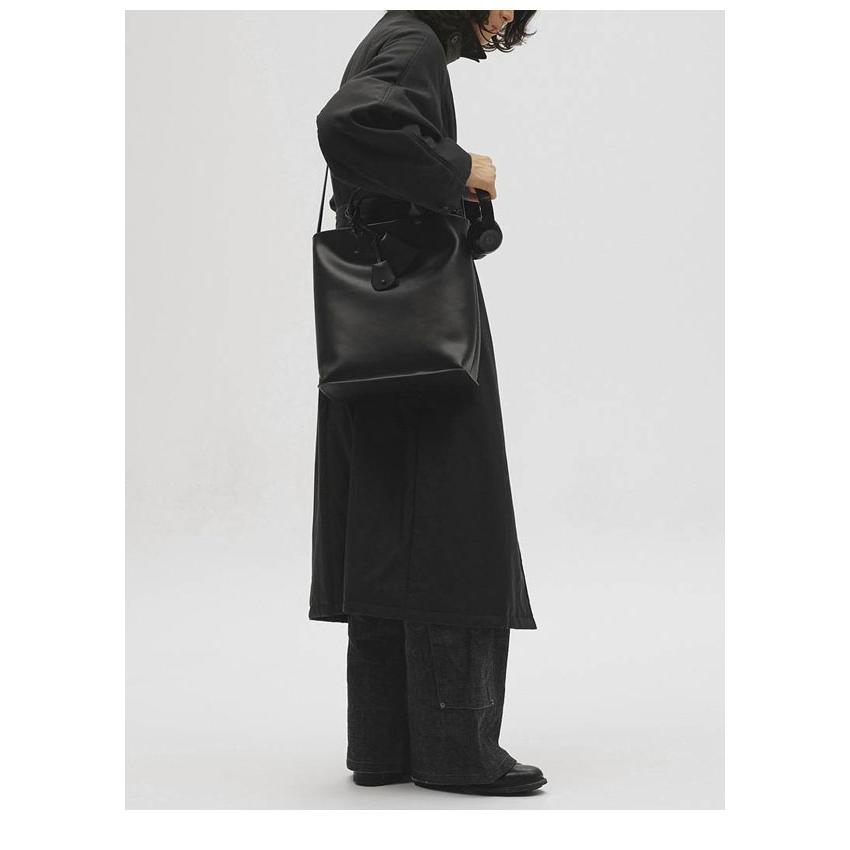 【予約販売】TODAYFUL 2025Prefall トゥデイフル バッグ Useful Leather Bag (L) ユースフルレザーバッグL 一部12月上旬〜下旬予約の画像