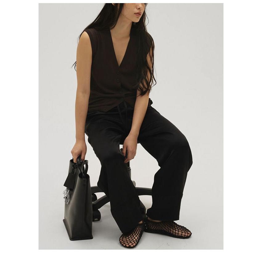 トゥデイフル TODAYFUL 2026springsummer トップス Tencelsilk Knit Vest テンシルシルクニットベスト ミドル丈 ノースリーブ 12610517 26春夏の画像