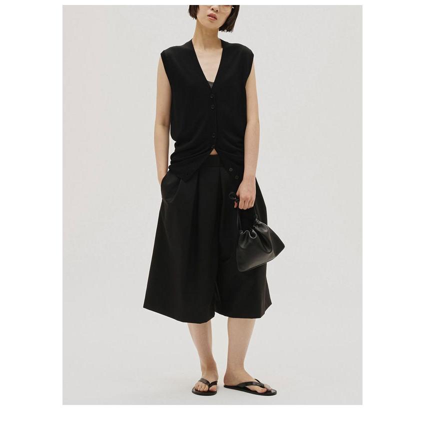 トゥデイフル TODAYFUL 2026springsummer トップス Tencelsilk Knit Vest テンシルシルクニットベスト ミドル丈 ノースリーブ 12610517 26春夏の画像