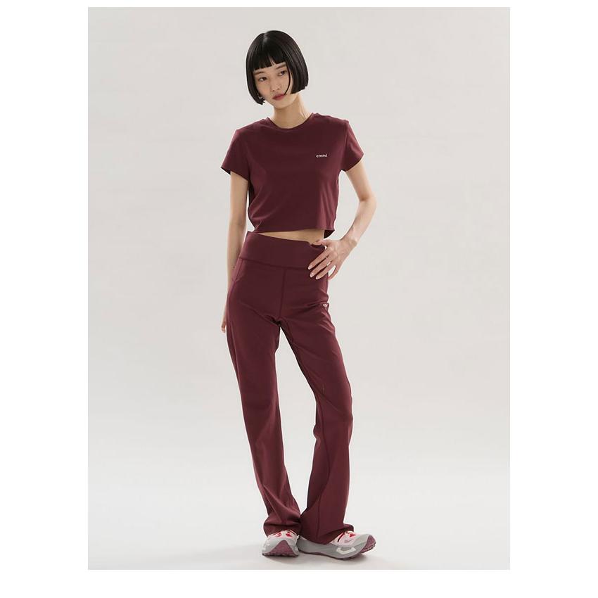 emmi エミ アウター アクティブコンパクトTシャツ 半袖 ミドル丈