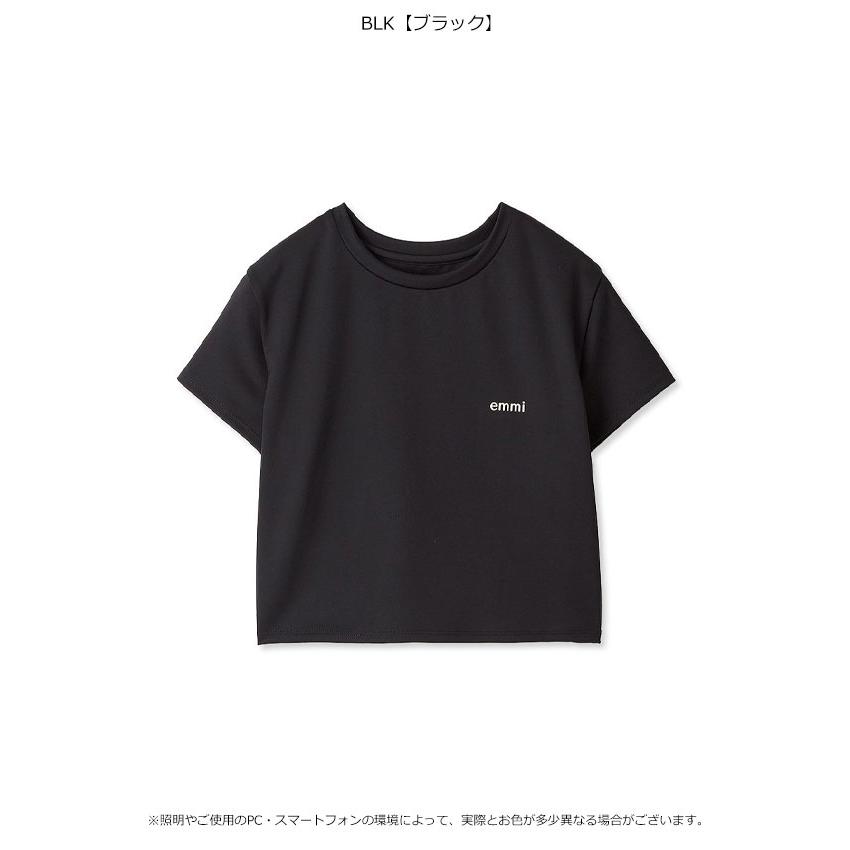 emmi エミ アウター アクティブコンパクトTシャツ 半袖 ミドル丈