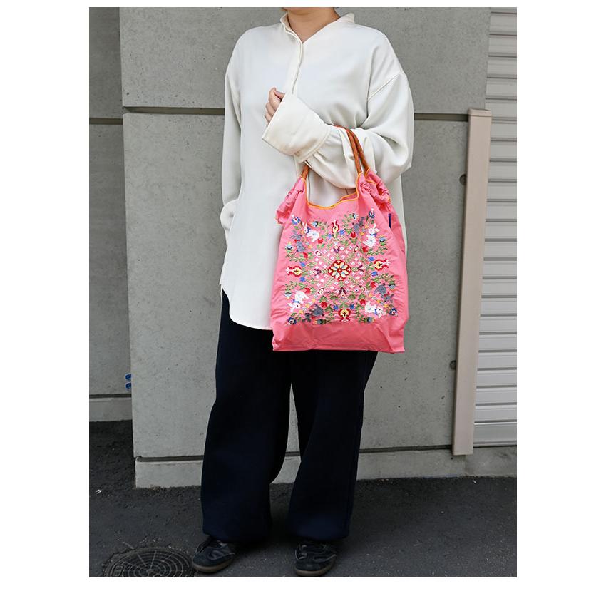 送料無料 Ball＆Chain ボールアンドチェーン 正規品 WITH FLOWER　Mサイズ バッグ クロスステッチ エコバッグ トートバッグ 刺繍 ギフト A4 301074の画像